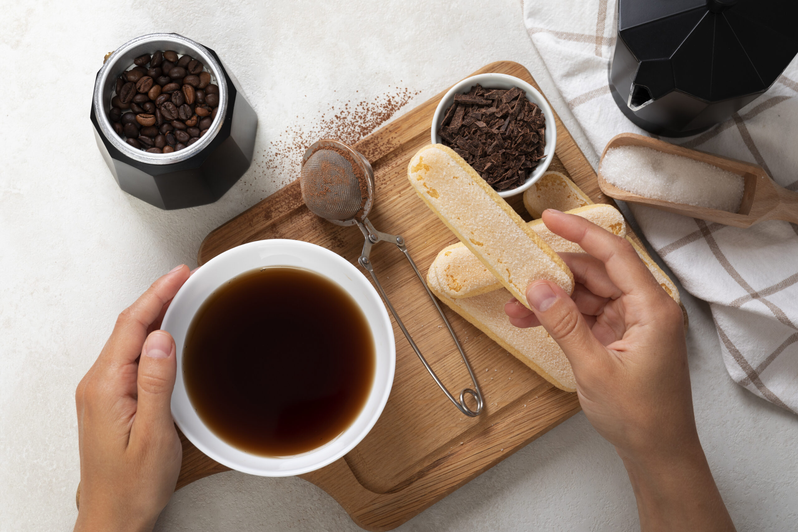 Espresso preparat la cafetieră moka, folosit în rețeta de tiramisu original