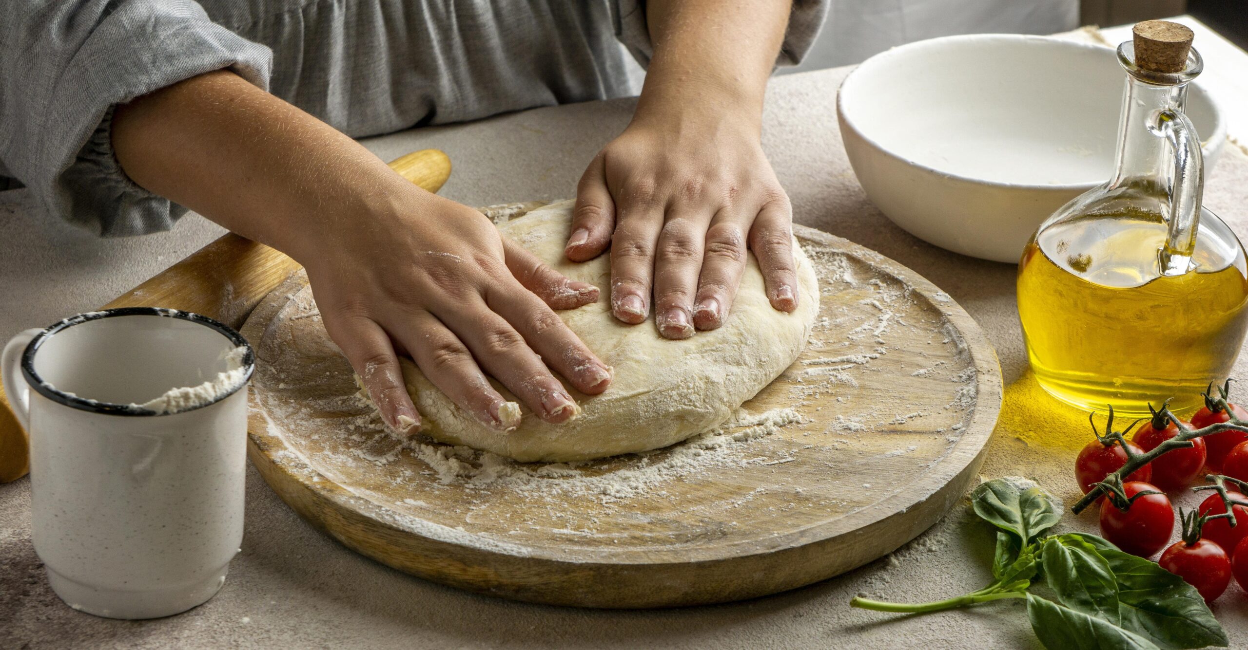 Procesul de fermentare lentă a aluatului de pizza