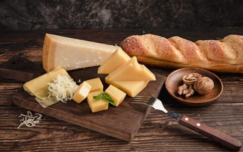 Parmezan vs Pecorino folosite corect în bucătăria italiană autentică